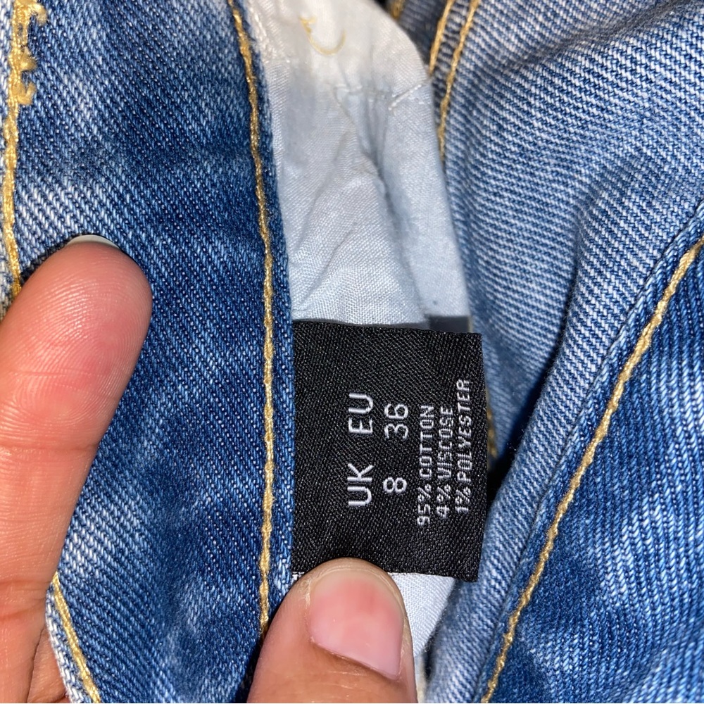 PrettyLittleThing Jeans - Picture 4 of 6